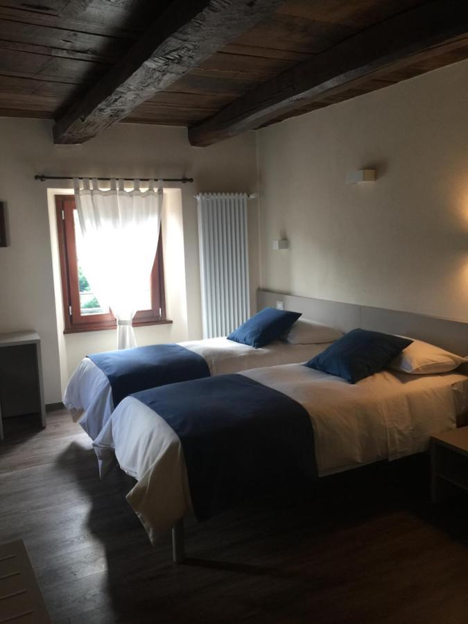 Hotel Delzanno Varallo Esterno foto