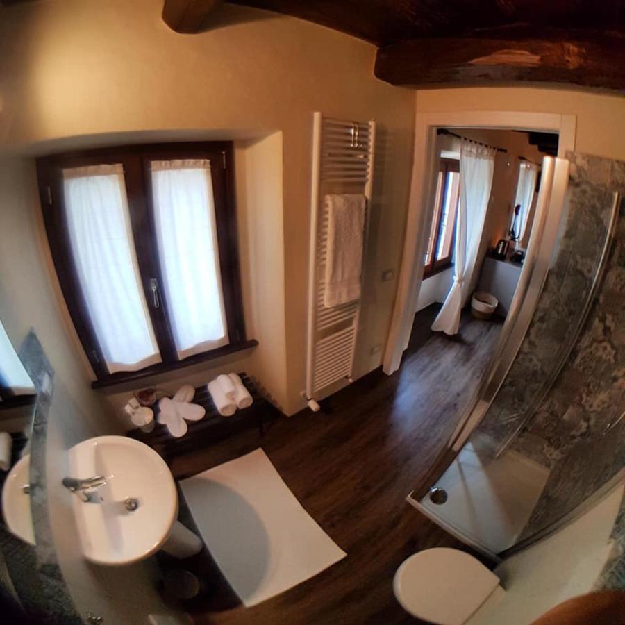 Hotel Delzanno Varallo Esterno foto